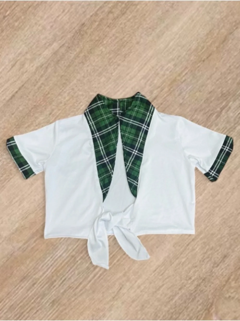🔥 Plaid School Girl Tie Front Crop Top NWOT